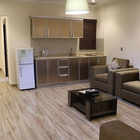 אל חובר Valencia Hotel Suites מראה חיצוני תמונה