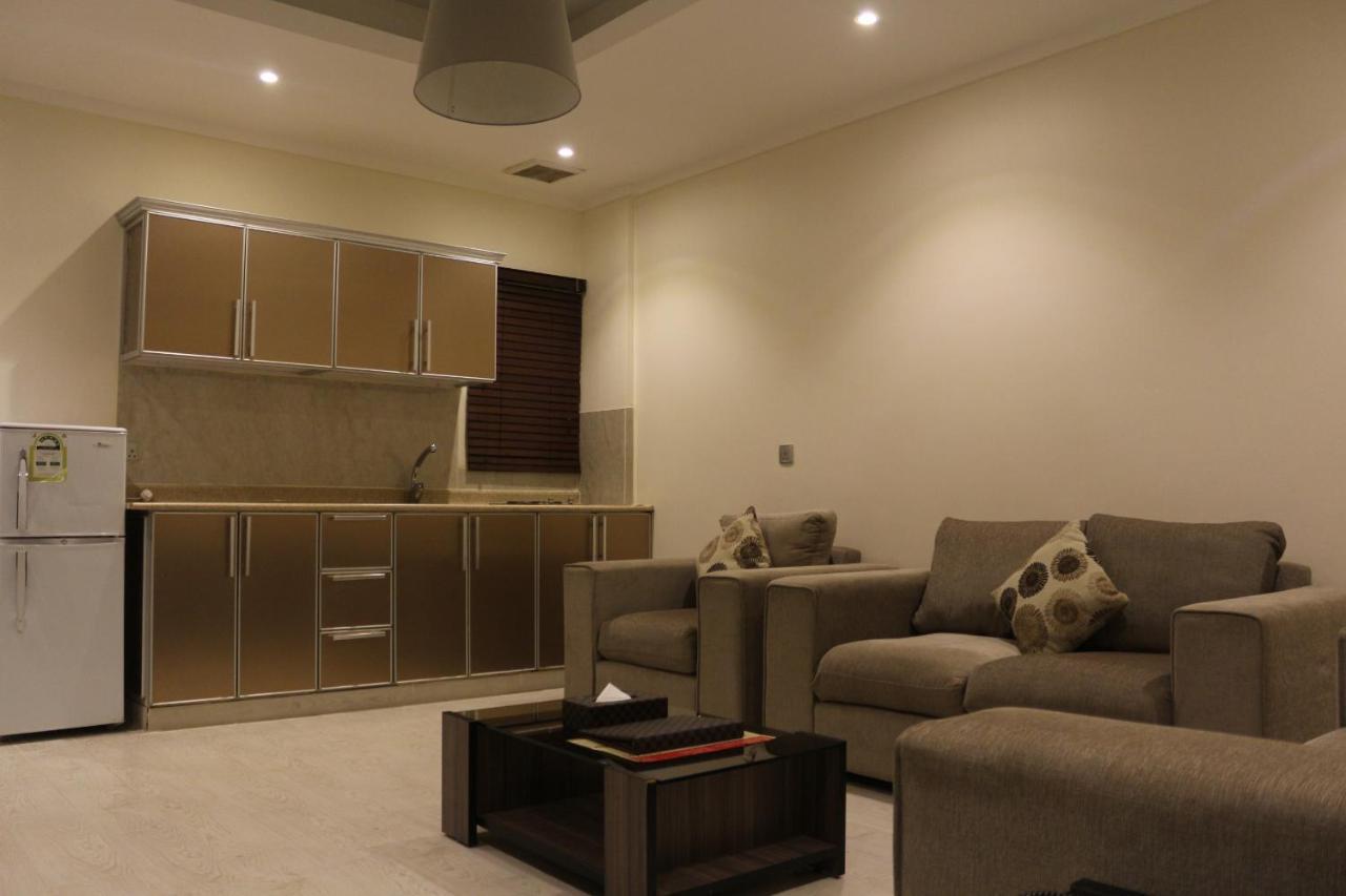 אל חובר Valencia Hotel Suites מראה חיצוני תמונה