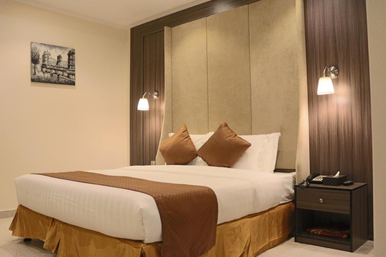 אל חובר Valencia Hotel Suites מראה חיצוני תמונה