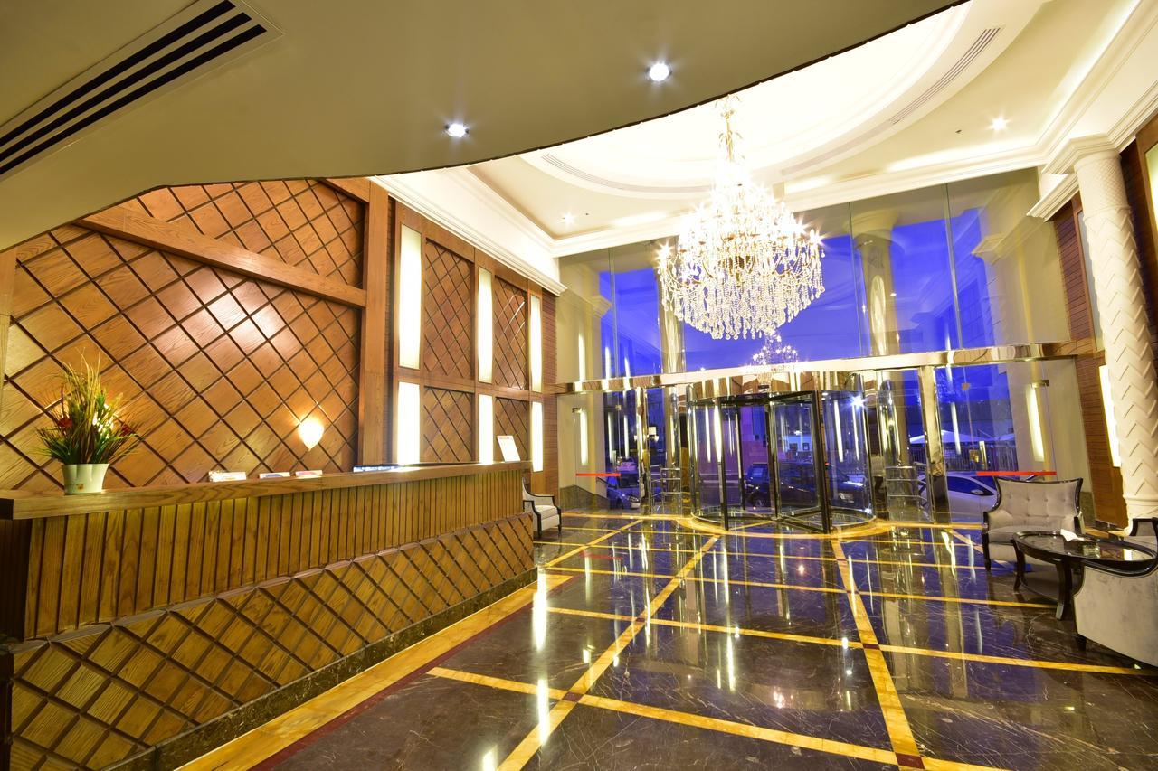 אל חובר Valencia Hotel Suites מראה חיצוני תמונה