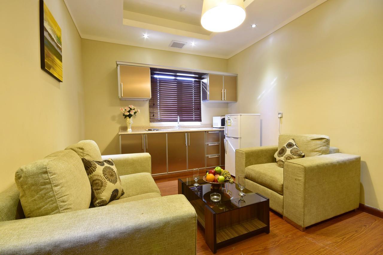 אל חובר Valencia Hotel Suites מראה חיצוני תמונה